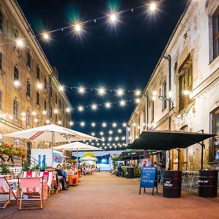 Discover Krakow Apartments - 3 Rakowicka St - Amazing Loft Near Main Station - Netflix Екстериор снимка