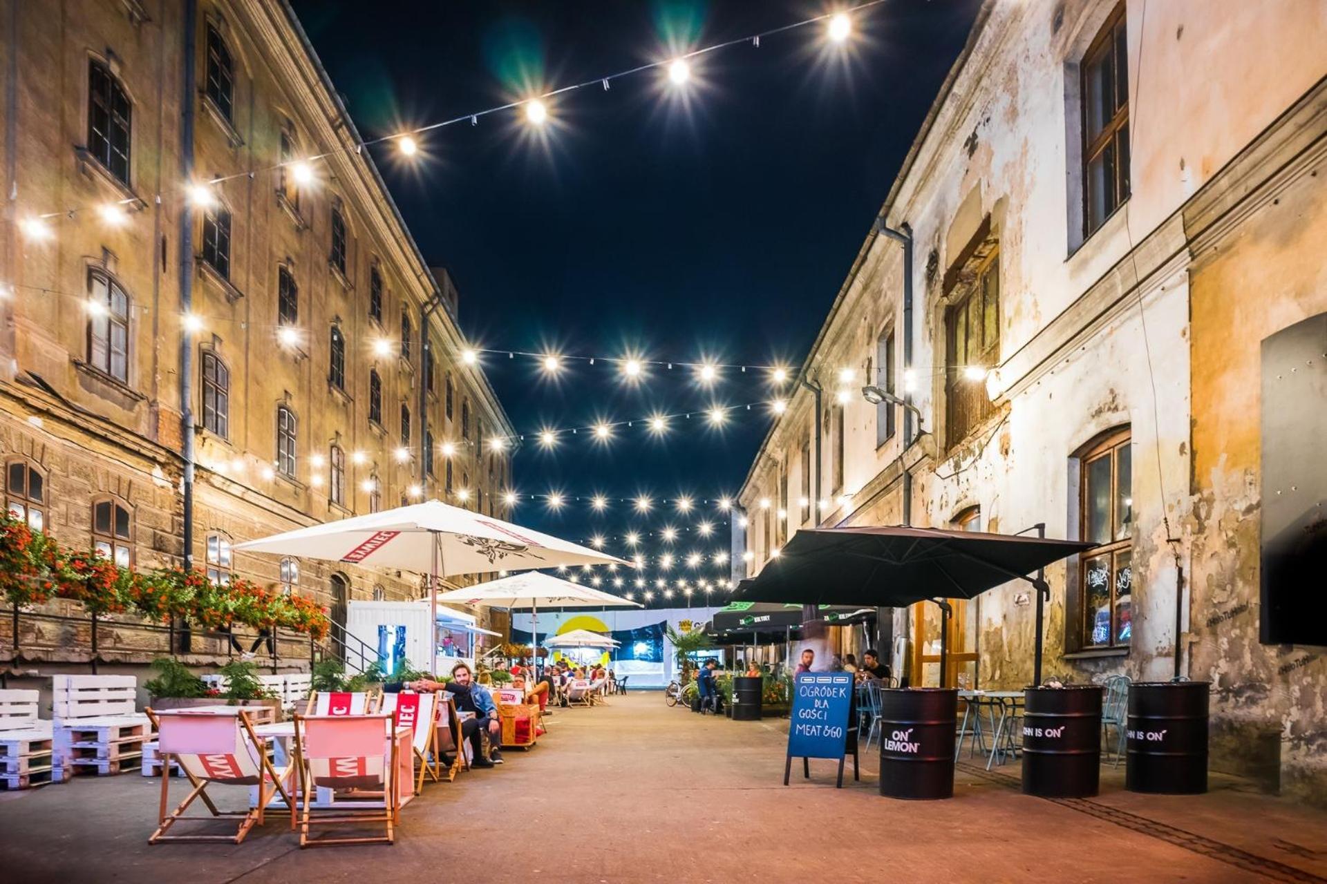 Discover Krakow Apartments - 3 Rakowicka St - Amazing Loft Near Main Station - Netflix Екстериор снимка